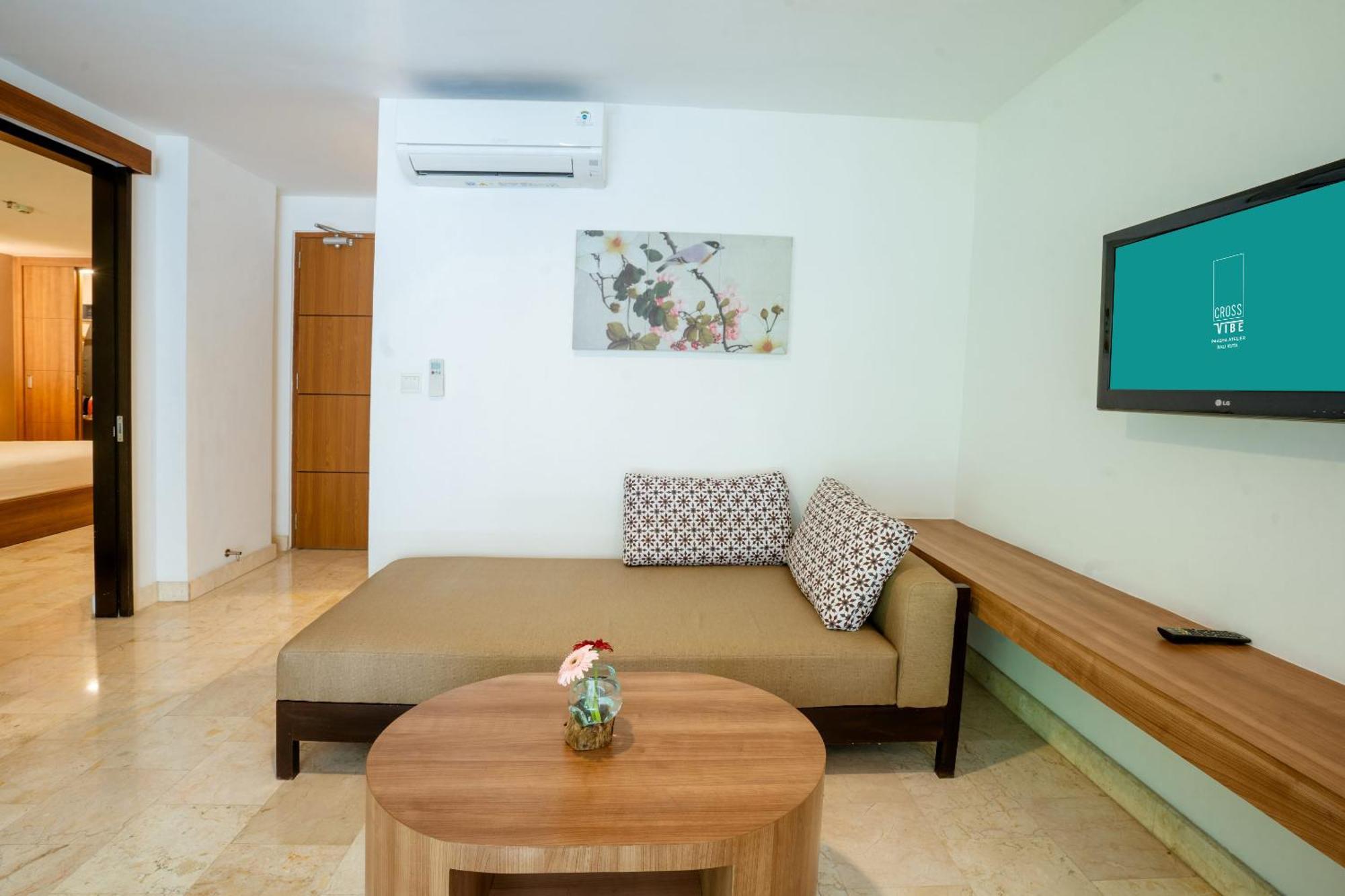 Cross Vibe Paasha Atelier Bali Kuta Hotel Kuta Lombok Exterior foto